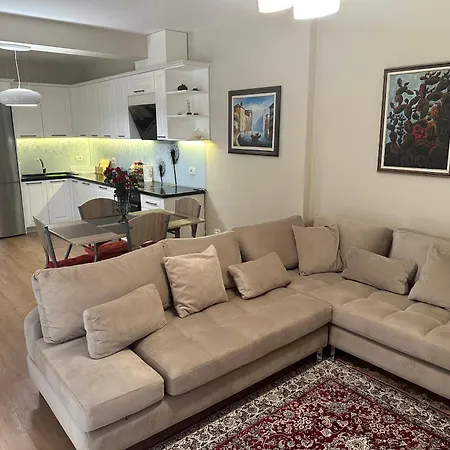 Cosy Staycation 2, Apartment